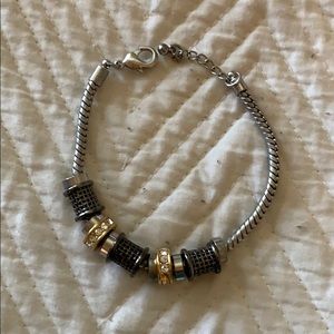 Premier design bracelet